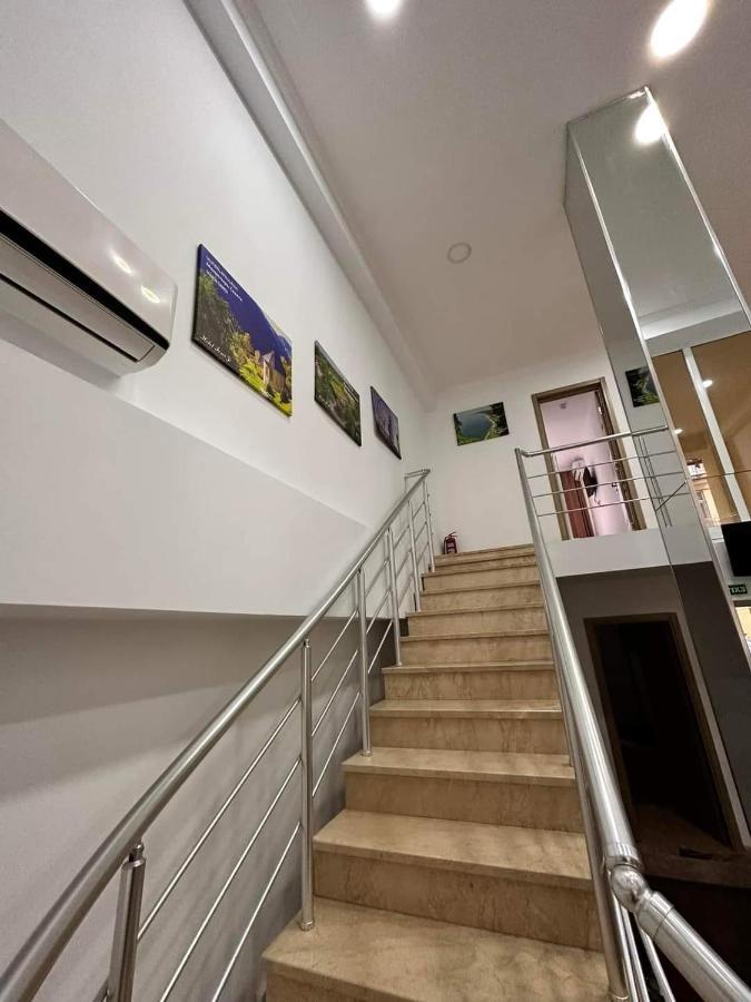 Femi Ji Hotel Batumi Bagian luar foto