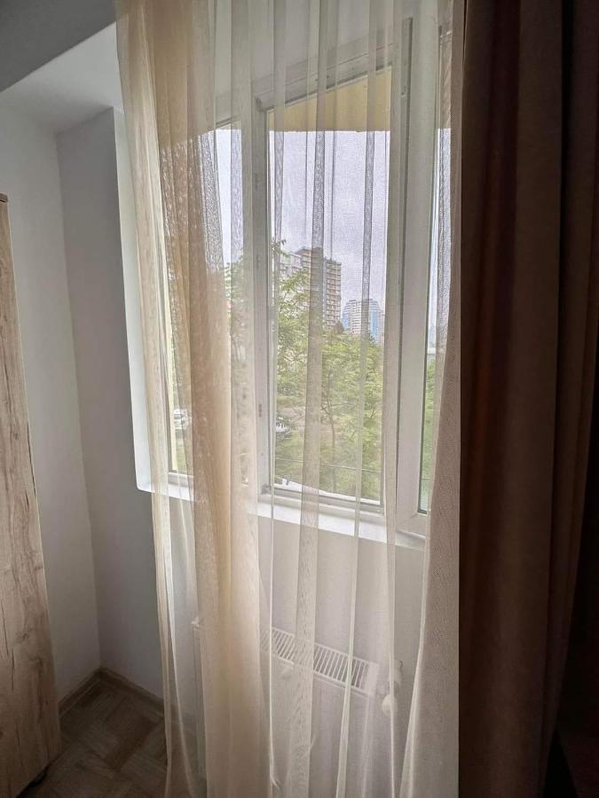 Femi Ji Hotel Batumi Bagian luar foto