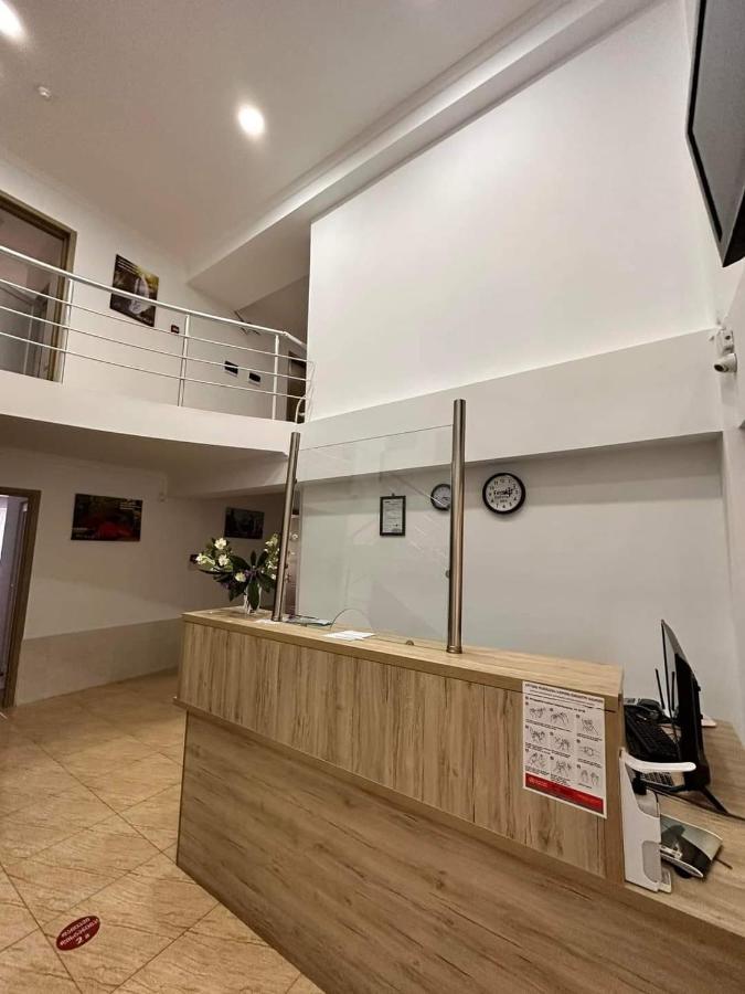 Femi Ji Hotel Batumi Bagian luar foto